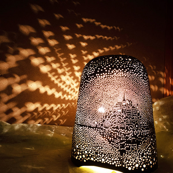 陶の灯り―モンサンミッシェルの夕景